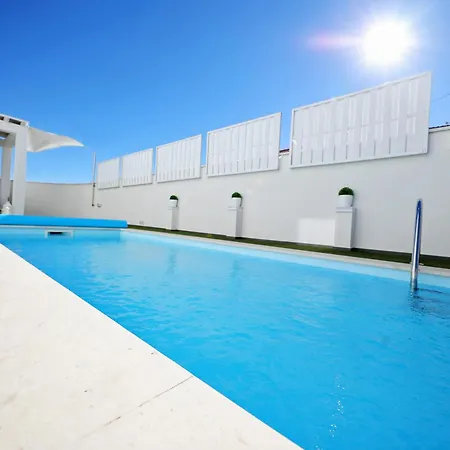 ゲストハウス Doel 3*